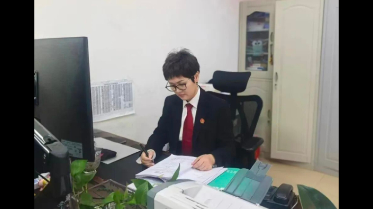 吉林长春南关法院立案庭（诉讼服务中心）刘丽娟：十四载法院路 一颗为民心