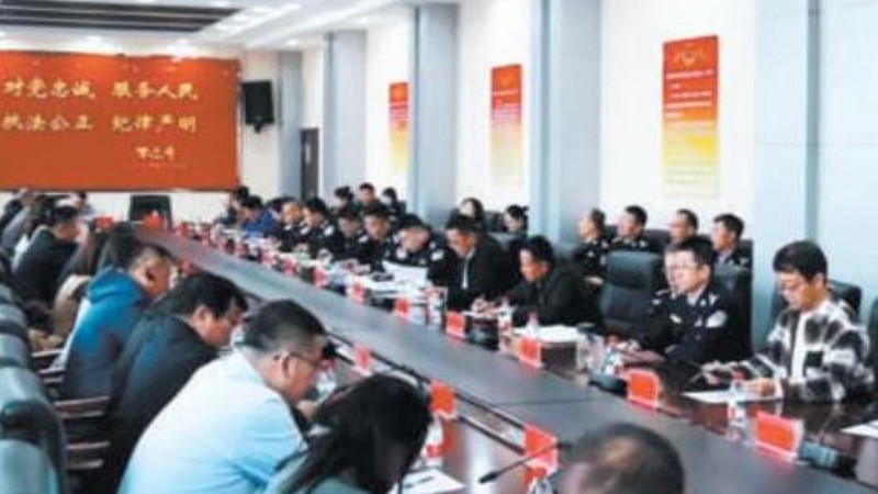 反光环在夜里亮起来
