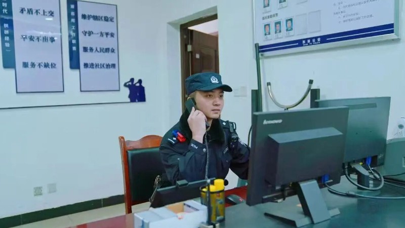 眉山公安东坡分局青年民警王柯杰：藏蓝青春 逐光而行