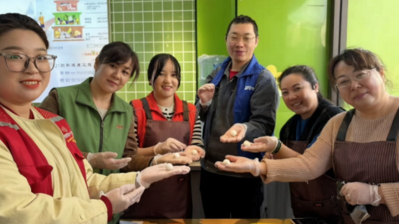 银川市兴庆区泰和社区：流动灶台解民忧 志愿服务筑和谐