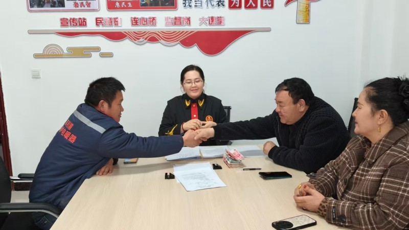 守初心铸忠诚 践使命护民安——记新疆新源县人民法院立案庭诉讼服务中心副主任古丽孜拉·排祖拉