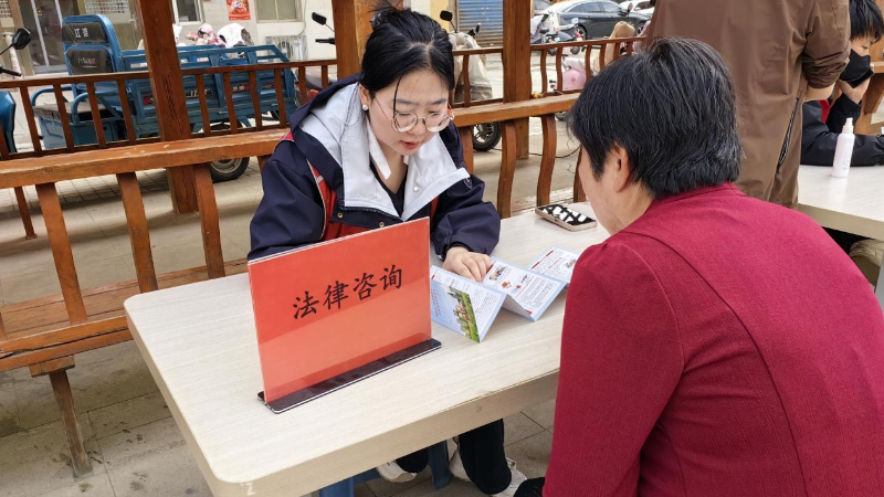 银川市兴庆区雅苑社区：一碗热面慰劳者 移动普法润民心
