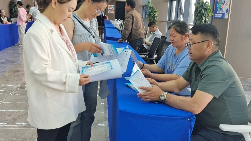 新疆霍尔果斯市司法局工业园区司法所：法治护航退役军人 暖心服务助力就业启航
