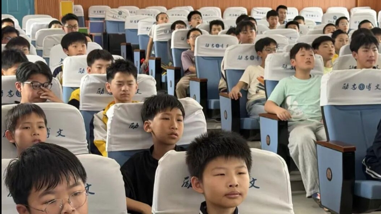 警校联动话安全 严防溺水护成长