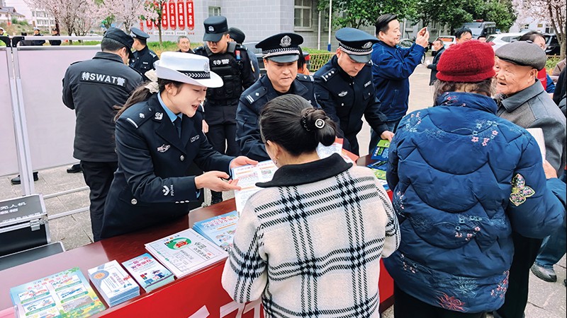 在宁陕，每一格都是牵挂的坐标