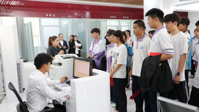 新疆麦盖提县人民法院：一场“法”式下午茶让少年与法治双向奔赴