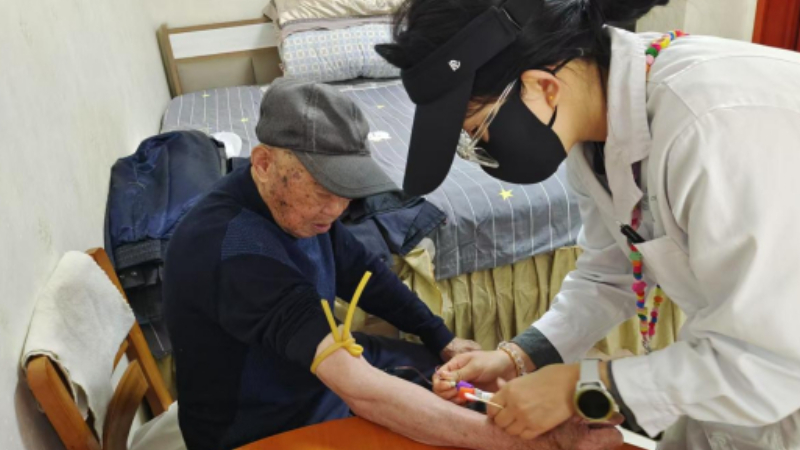 银川市兴庆区庆春社区：普法入户送健康 依法保障惠民生