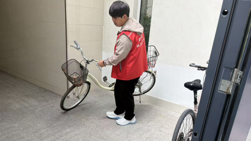 银川市兴庆区泰和社区：清理乱停畅通道 依法除患保平安