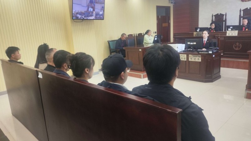 新疆昭苏县：旁听庭审 “零距离” 以案促学“强规范”