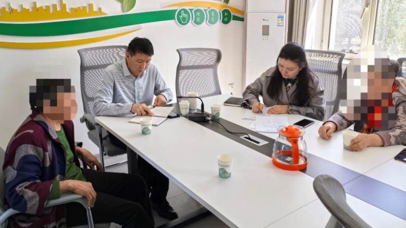 新疆托里县综治中心：调解赡养纠纷 守护老人权益