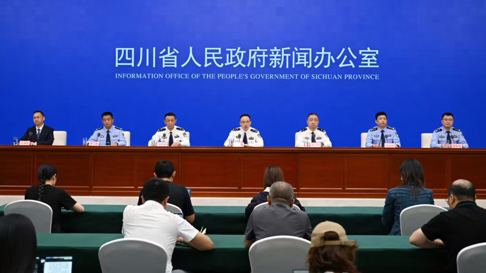 四川公安2025年以来侦办经济犯罪案件6300余起，挽损150余亿元