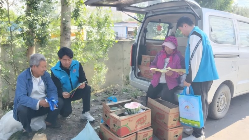 新疆乌苏市司法局：“法律明白人”土味宣讲 民法典宣传更接地气