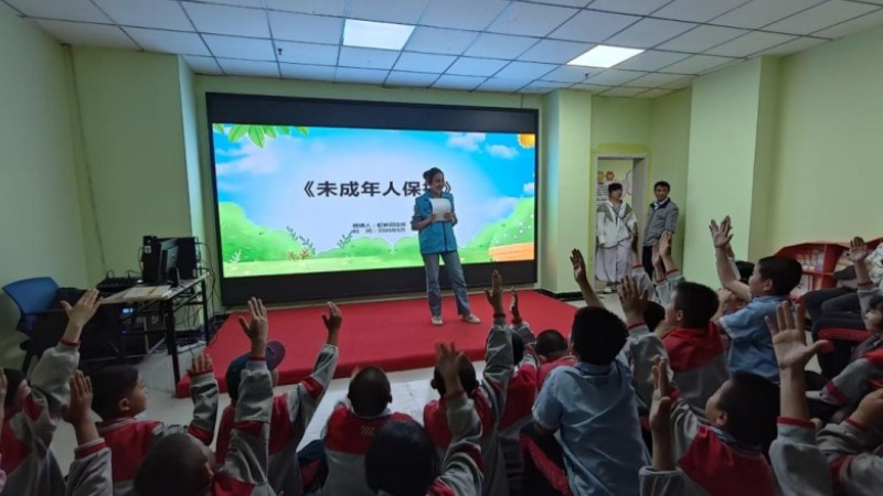 新疆乌苏市司法局虹桥司法所：普法进校园 法治护成长