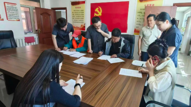 送法进村助春耕 司法护航暖民心——吉林双阳法院到鹿乡镇石灰村开展调研普法活动