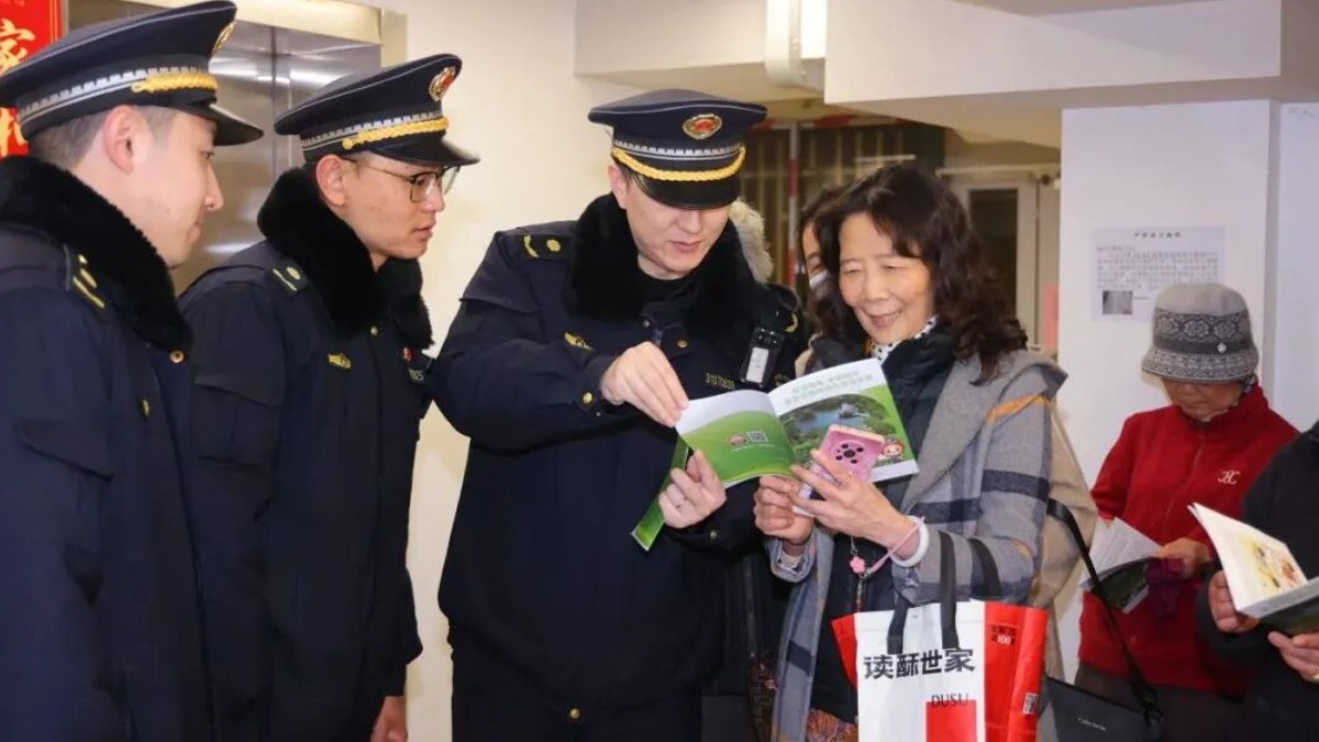 “多格合一”化解街巷千千结，“邻里式”法治有多暖？