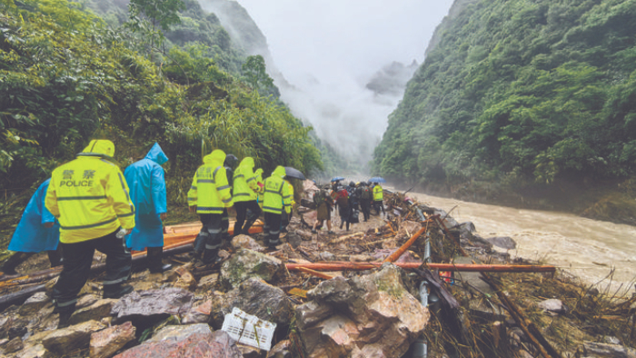 生死竞速 与山洪赛跑