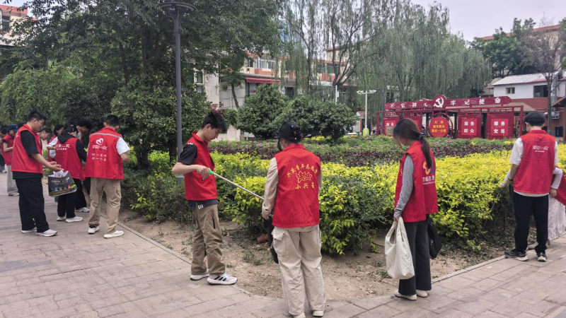 银川市兴庆区崇安社区：校社联动清隐患 青春志愿焕新颜