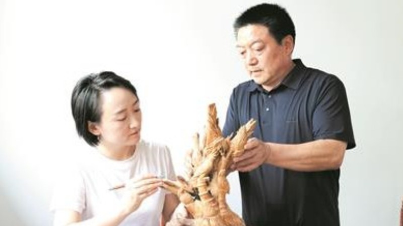 雕琢“龙凤”韵，绘就“共富”图