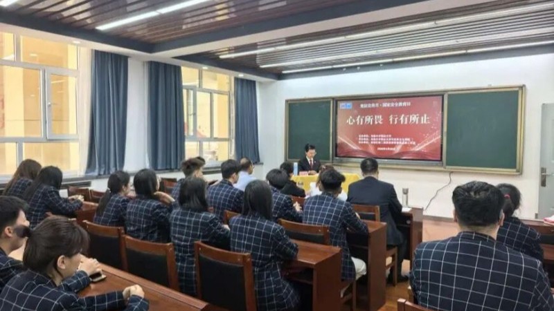 新疆乌鲁木齐市头屯河区人民法院深入辖区开展人民调解员专题培训