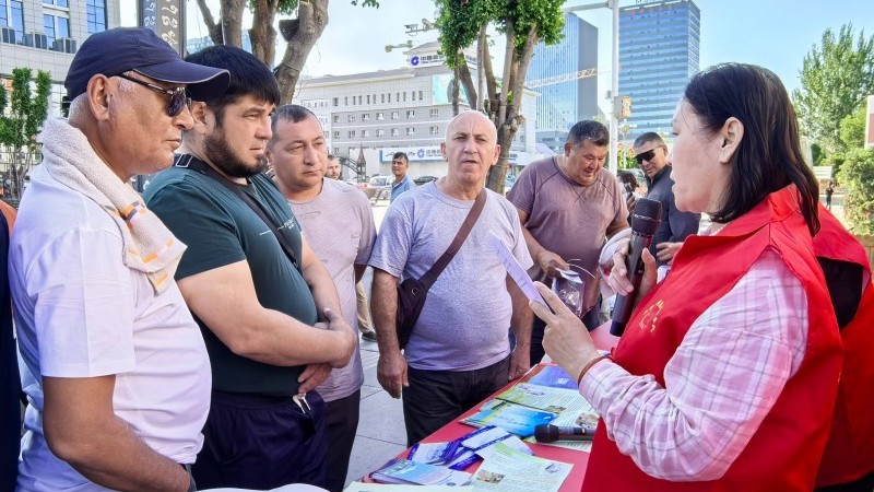 新疆霍尔果斯市司法局亚欧东路司法所：巡回普法零距离 温情服务护边关