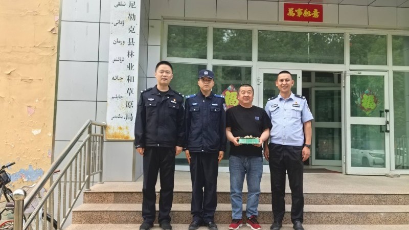 新疆尼勒克县公安局救助5只猫头鹰幼崽