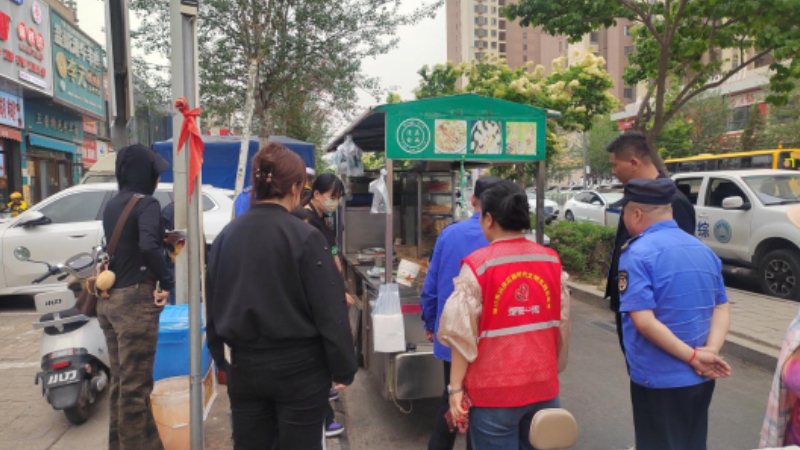 银川市兴庆区泰和社区：拆除违建消隐患，整治占道保畅通