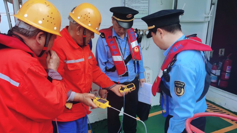 宜春市交通运输执法支队：严查船舶密闭作业违规隐患筑牢辖区水上安全屏障