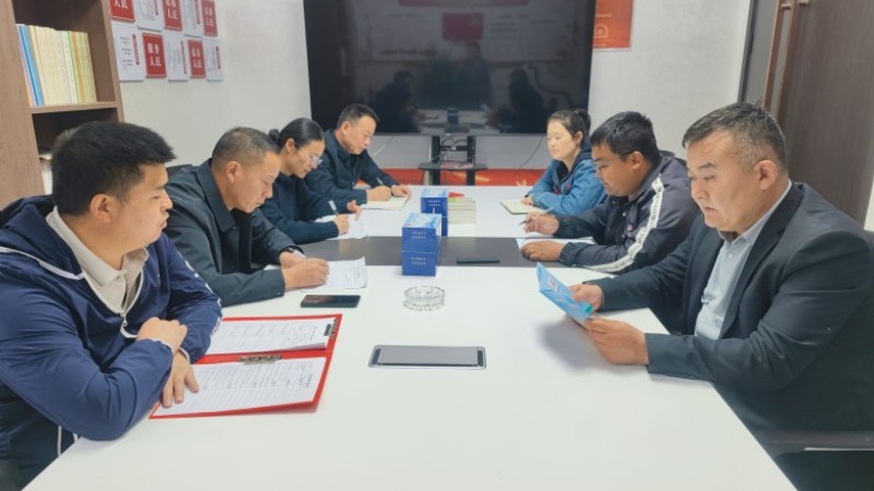 新疆阿勒泰市：法治护航零距离 体检问诊助企行
