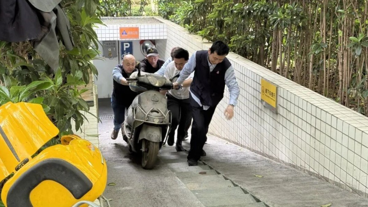 “沉睡”单车不见了！他们让闲置车辆不再“添堵”