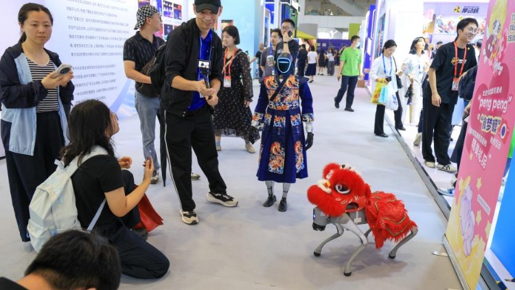 第二十二届文博会开幕 集中展现我国文化产业高质量发展成果
