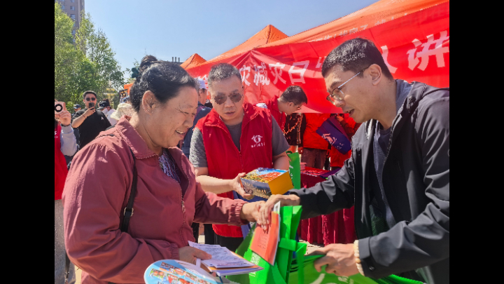 法治宣传“接地气” 民法典与民族团结“声”入人心——吉林省白山市司法局开展系列普法宣传活动