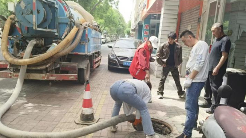 银川市兴庆区信义社区：管道堵塞起纷争 网格普法解民忧