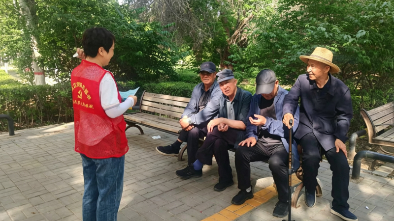 银川市兴庆区玺悦社区：街巷微宣讲聚共识 民族团结入民心