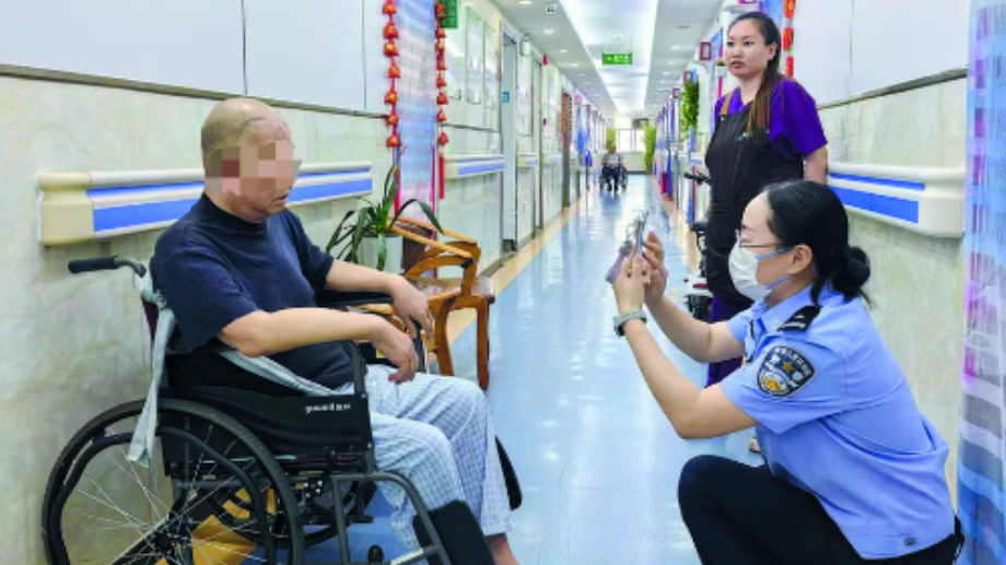 变“群众上门”为“服务上门”