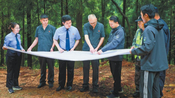 绘就生态山河图
