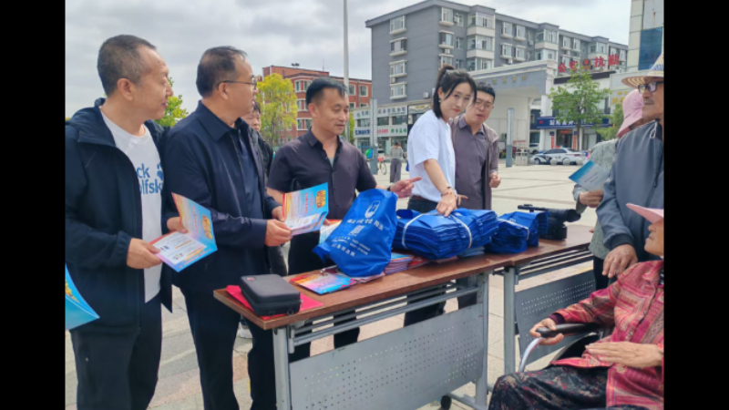 吉林省东辽县：法治大集“赶”到群众心坎上 这份“民法典大礼包”真暖