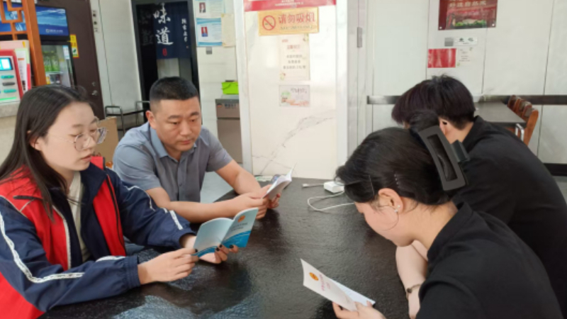 银川市兴庆区山河湾社区： 驿站学典润民心 法护新业促和谐