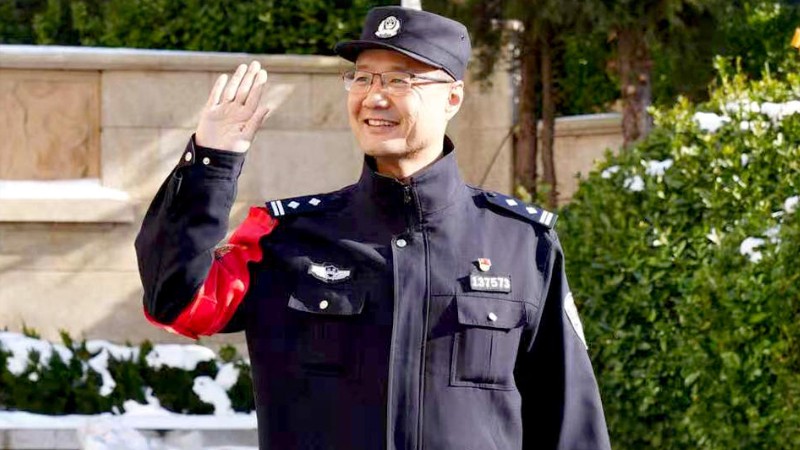 远亲不如“警”邻！他的警务包里，装着3000户居民的烟火气