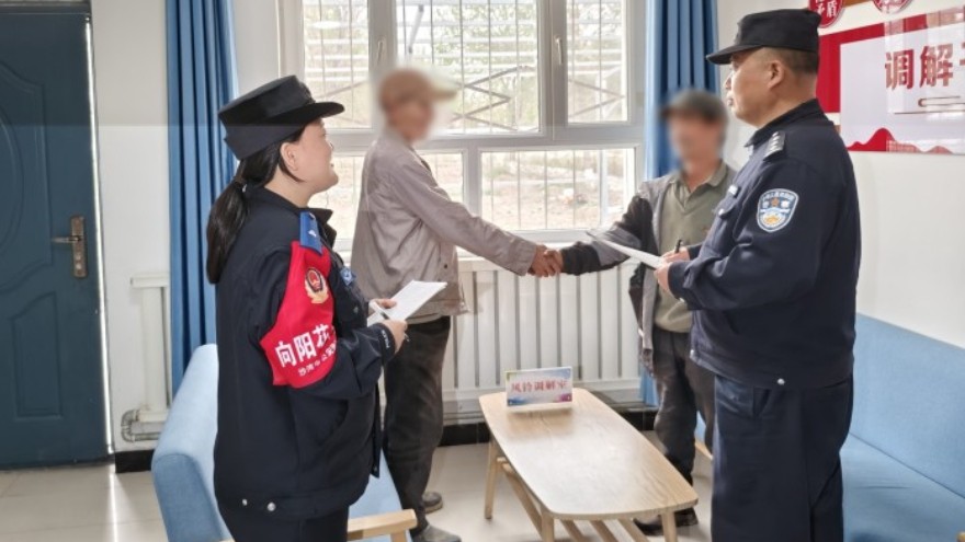 新疆沙湾市公安局：变“被动接警”为“主动创稳” 走出基层善治“沙湾路径”