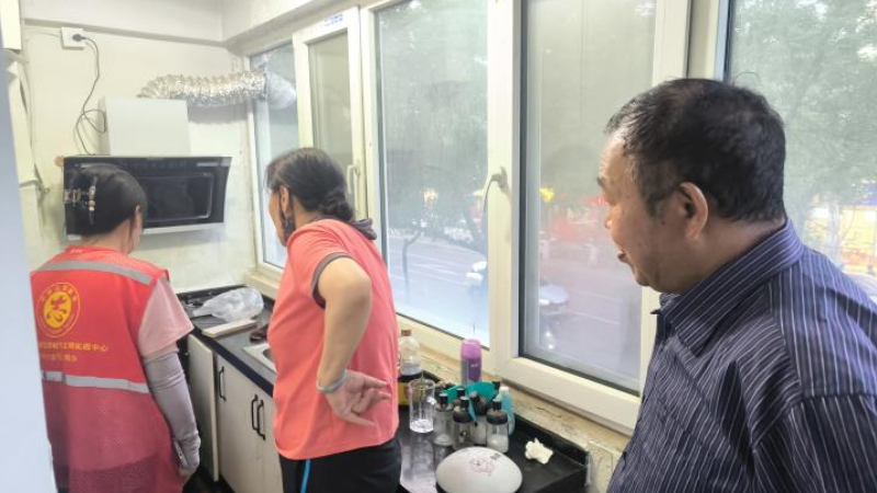 银川市兴庆区信义社区：调解纠纷解民忧 普法惠民促和谐