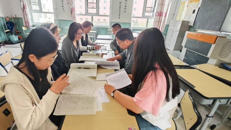 法治护航新学期 平安成长伴我行