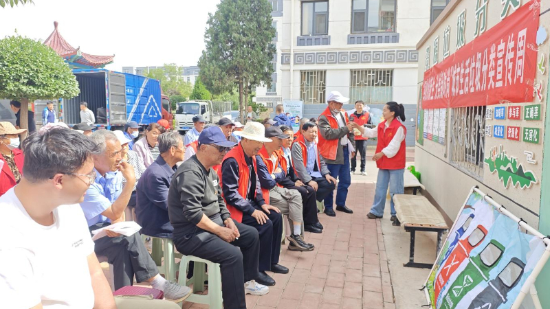 青铜峡市北苑社区：普法分类筑防线 急救护航润邻里
