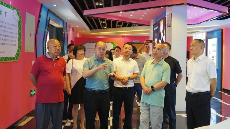 任立新一行莅遂调研指导司法行政关心下一代工作