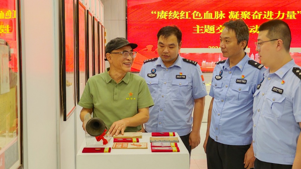 一场跨越时空的精神对话