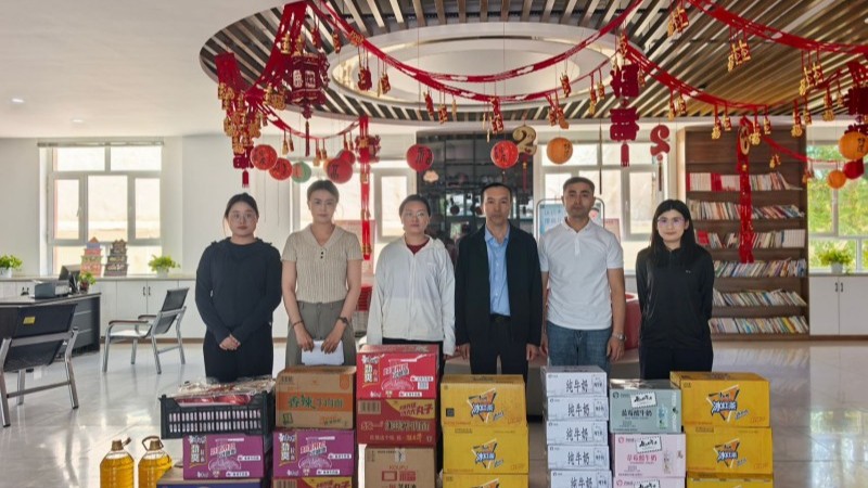 新疆伊宁市人民检察院开展古尔邦节节前走访慰问活动