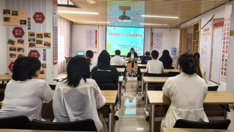 银川市兴庆区玺悦社区：倡婚育文明新风 筑家庭健康幸福