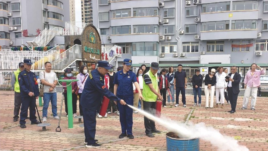 高层消防培训演练普及火场应急知识