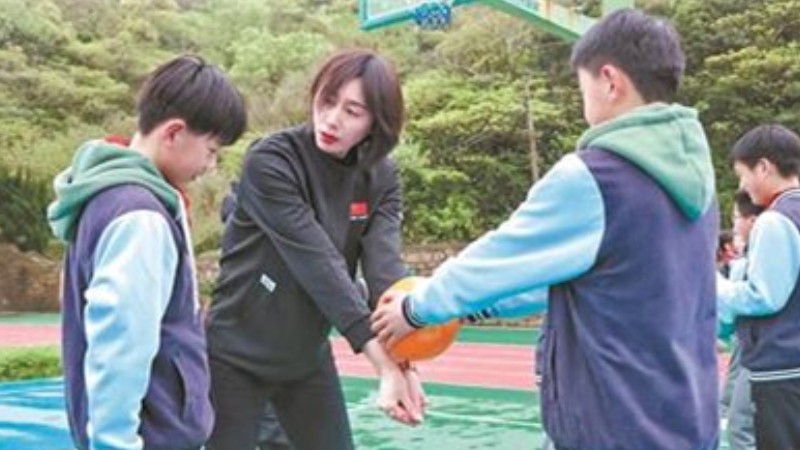 每当赛场传来捷报时