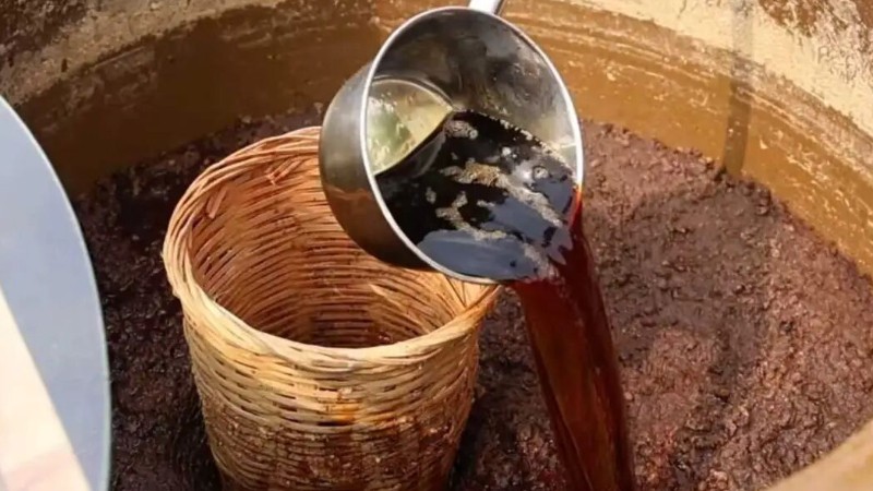 拒绝速成！大英女匠人为何坚持“手搓”酱油