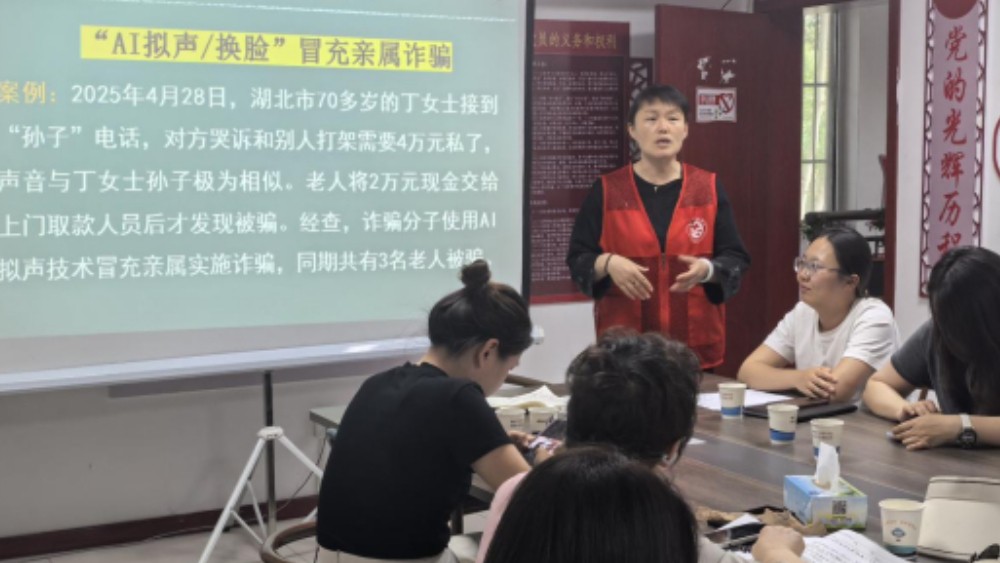 银川市兴庆区北塔社区：书记带头宣禁毒，普法反诈筑防线